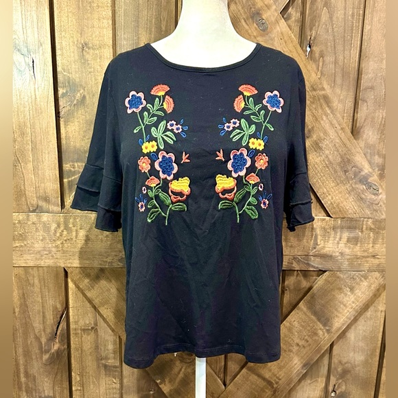 EUC Amaryllis Black Ruffle Sleeve Floral Embroidered Top Sz L - Picture 11 of 16